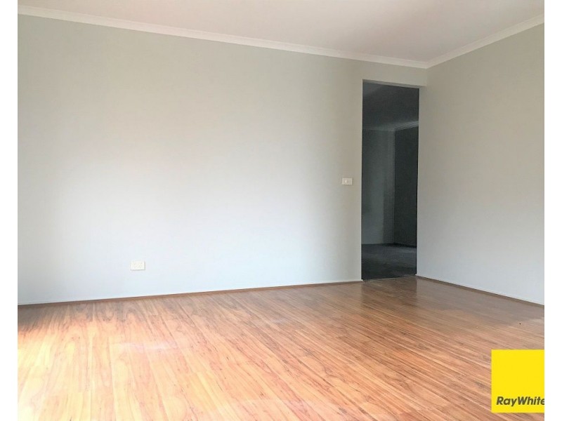 13 SNOWBUSH Terrace, Point Cook VIC 3030