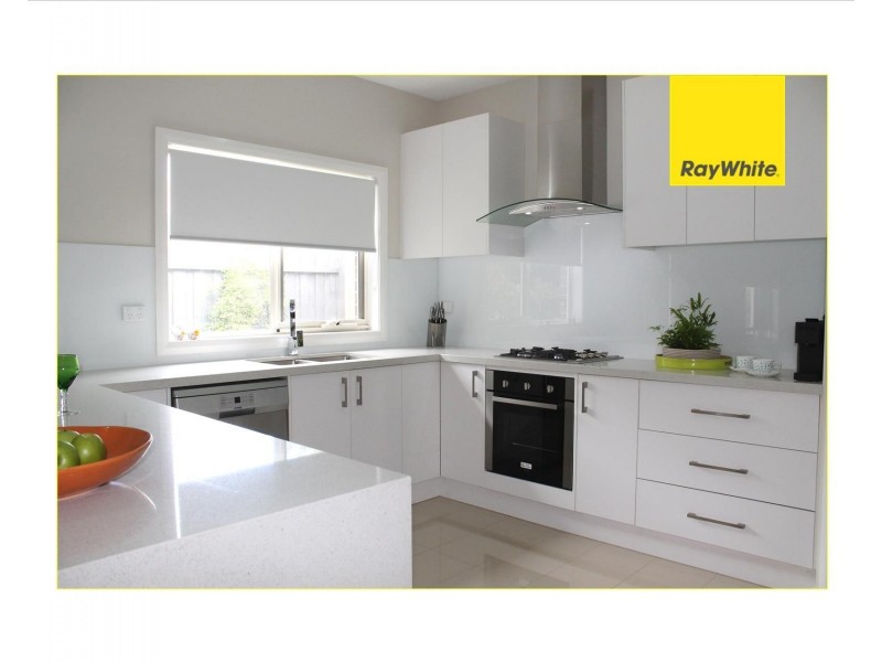 2/33 Williams Road, Laverton VIC 3028