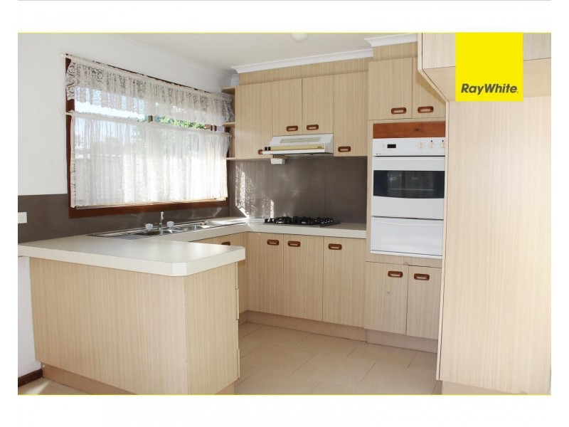 4/11-13 Fitzpatrick Drive, Altona Meadows VIC 3028