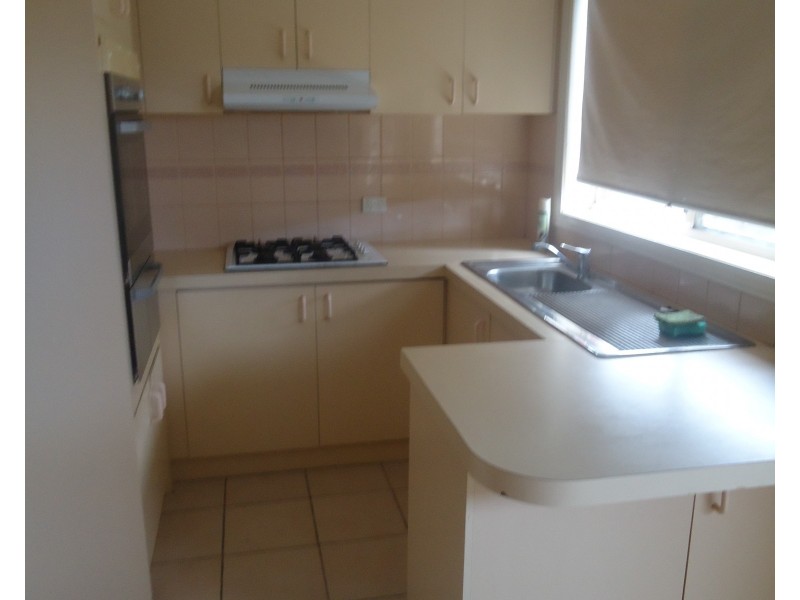 2/6 Catherine Road, Seabrook VIC 3028