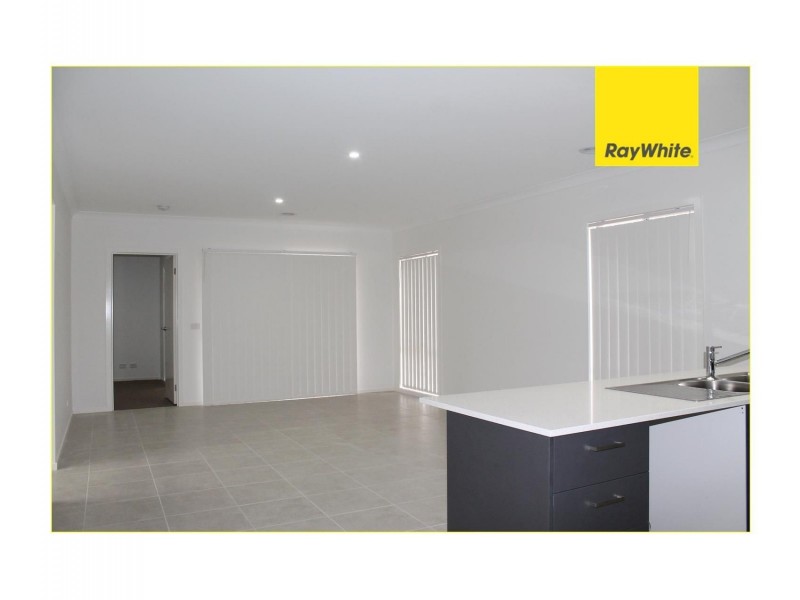 15 Squadron Road, Point Cook VIC 3030