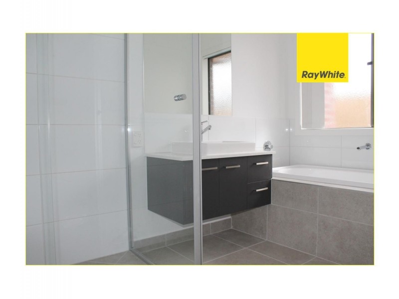 15 Squadron Road, Point Cook VIC 3030