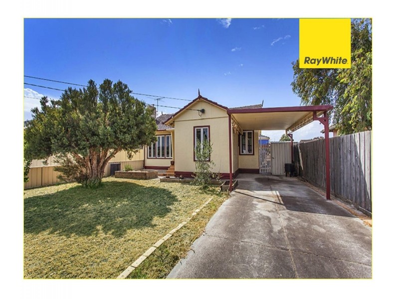 32 Woods Street, Laverton VIC 3028