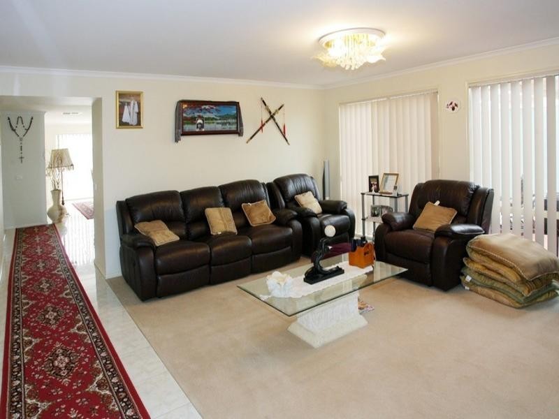 19 Bordeaux Drive, Hoppers Crossing VIC 3029