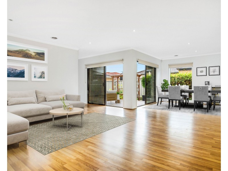 10 Bungalook Street, Wyndham Vale VIC 3024