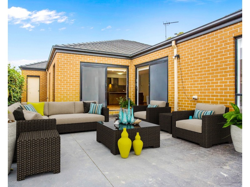 10 Bungalook Street, Wyndham Vale VIC 3024