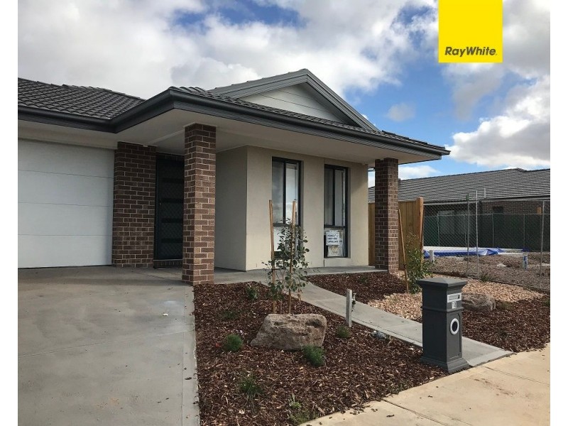 10 Squadron Road, Point Cook VIC 3030