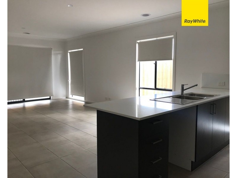 10 Squadron Road, Point Cook VIC 3030