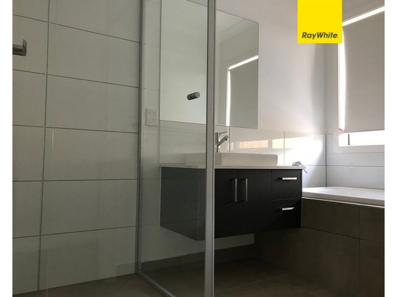 10 Squadron Road, Point Cook VIC 3030