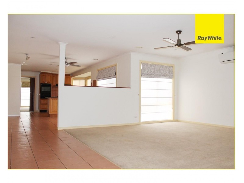 15 Staples Way, Seabrook VIC 3028