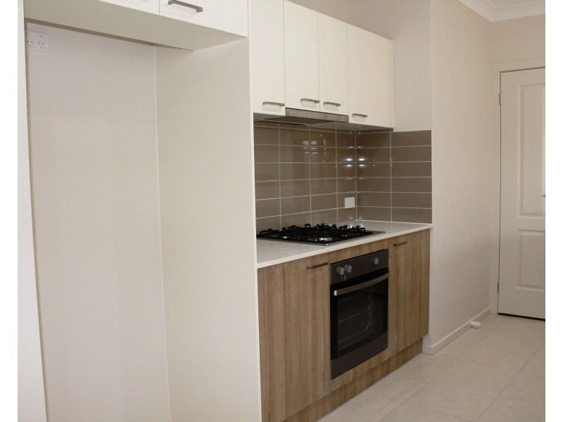 38 Grassbird Drive, Point Cook VIC 3030