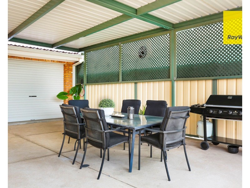 98 Lady Nelson Way, Taylors Lakes VIC 3038