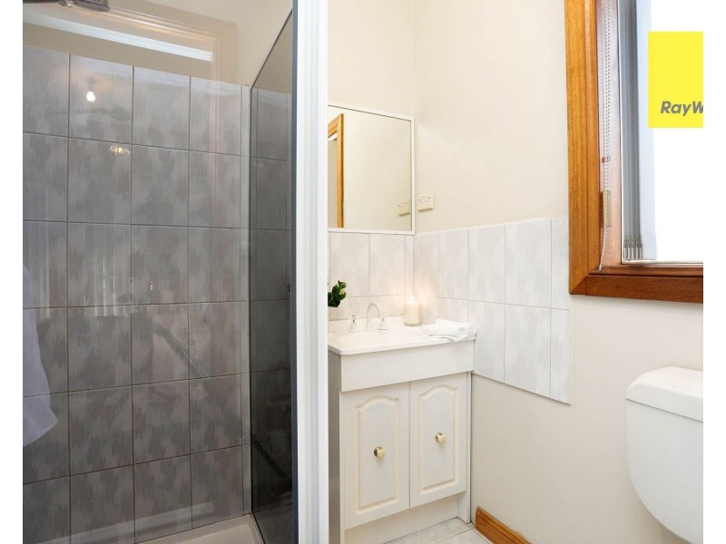 98 Lady Nelson Way, Taylors Lakes VIC 3038