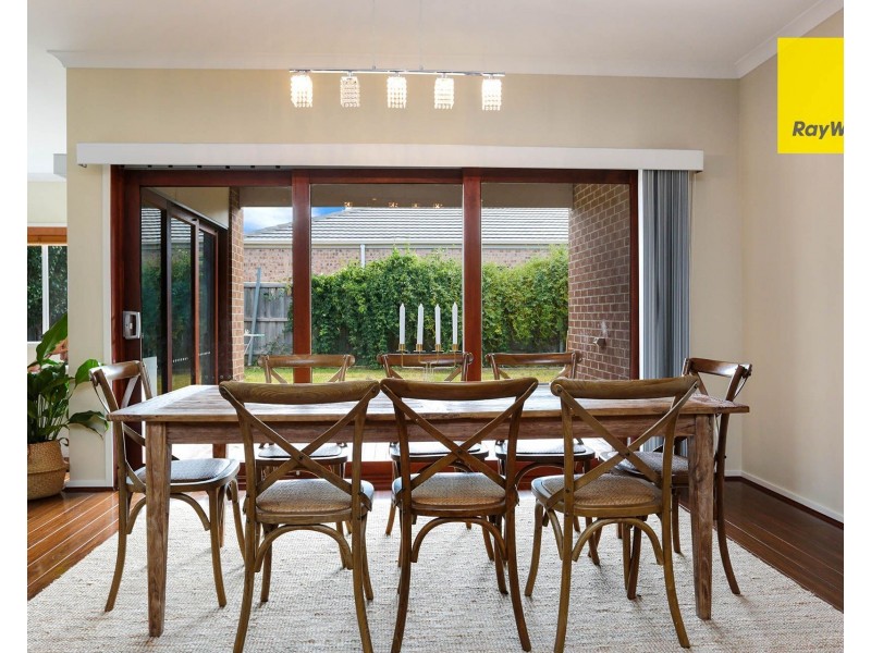 8 Caldwell Road, Williams Landing VIC 3027