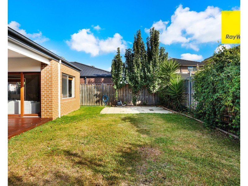 8 Caldwell Road, Williams Landing VIC 3027