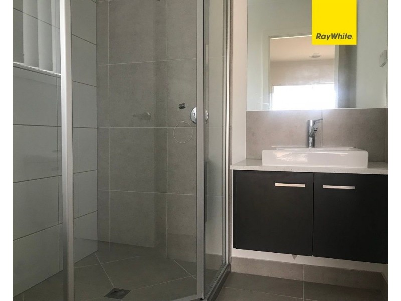 17 Seedgrass Street, Point Cook VIC 3030