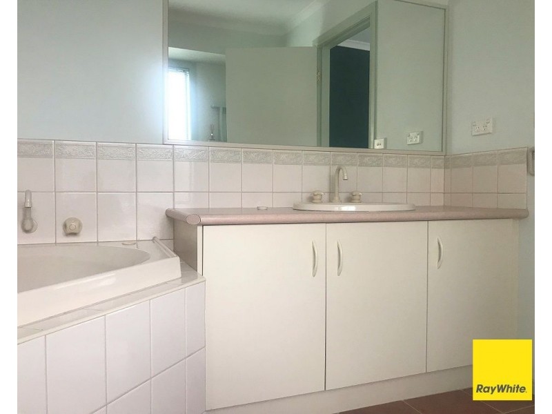 26 Golden Ash Grove, Hoppers Crossing VIC 3029