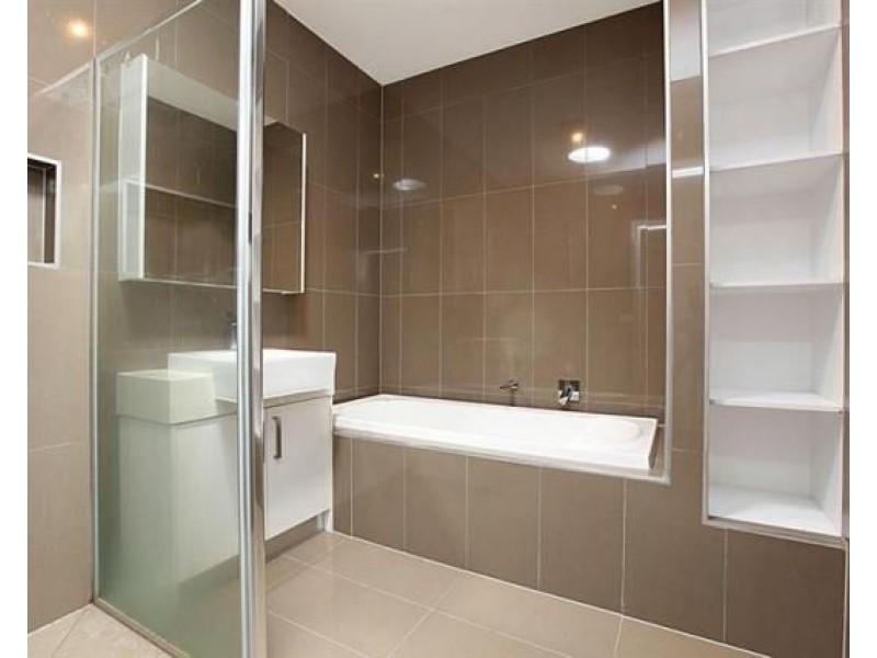 2/121 Bladin Street, Laverton VIC 3028