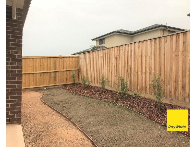 34 Kittyhawk Road, Point Cook VIC 3030