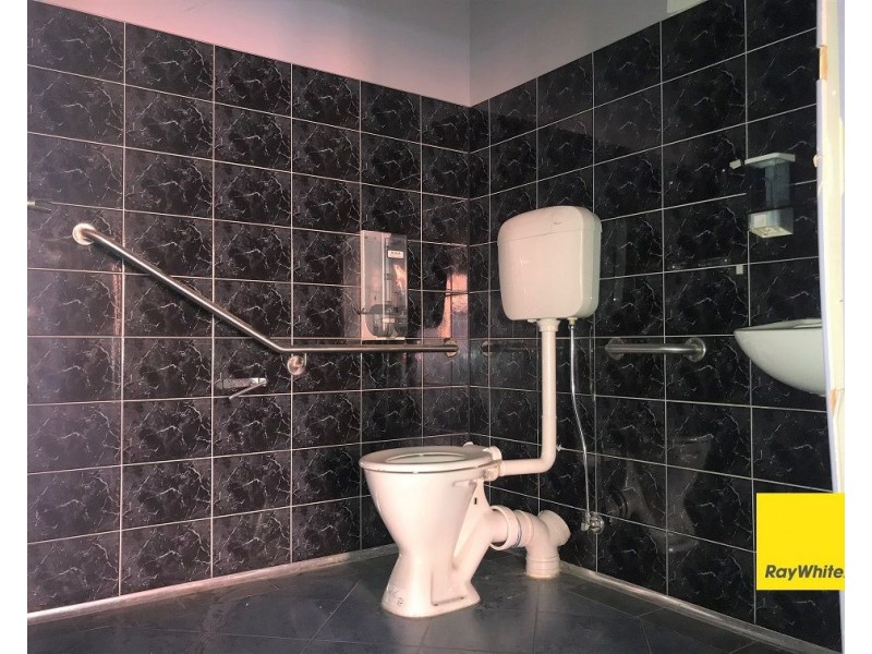 2/118 -120 WESTWOOD Drive, Burnside VIC 3023