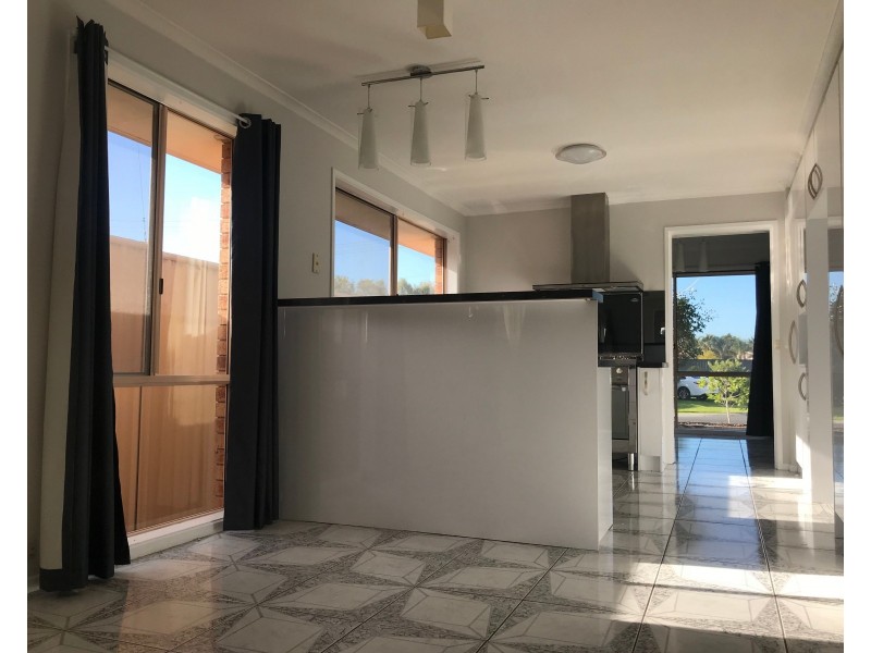 13 Doris Drive, Hoppers Crossing VIC 3029