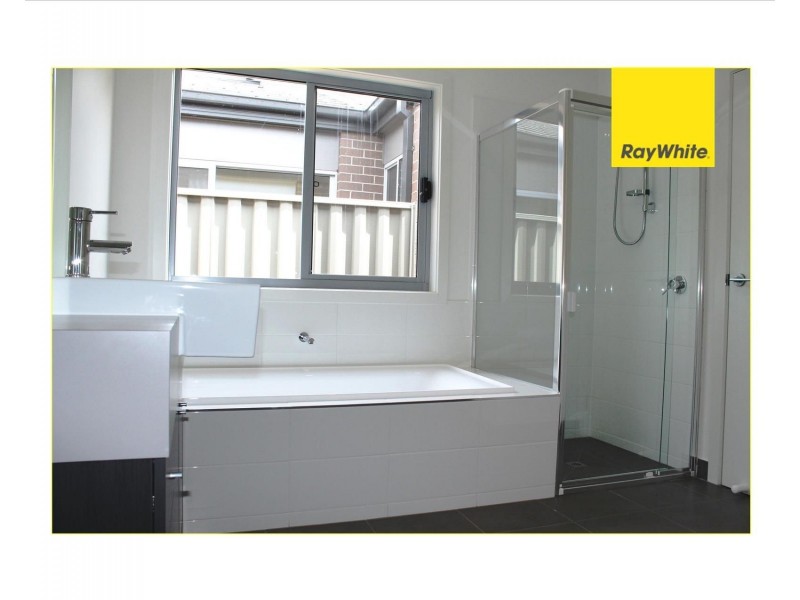 11 Herbal Avenue, Kurunjang VIC 3337