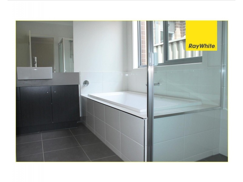 11 Herbal Avenue, Kurunjang VIC 3337