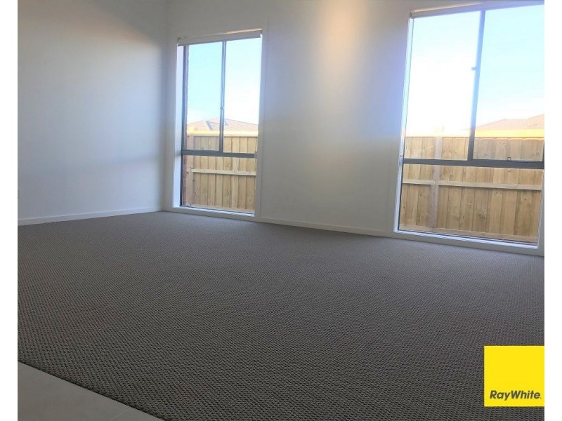 23 Kittyhawk Road, Point Cook VIC 3030