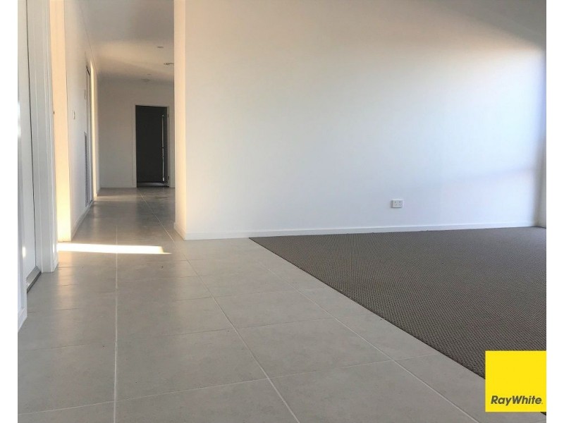 23 Kittyhawk Road, Point Cook VIC 3030