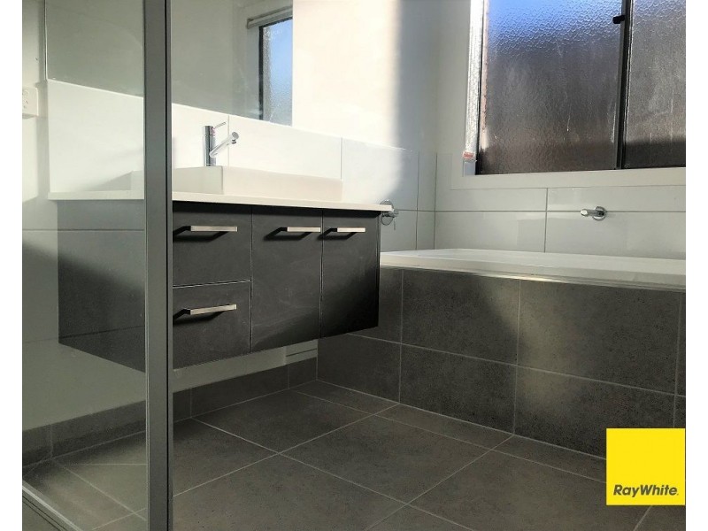 23 Kittyhawk Road, Point Cook VIC 3030