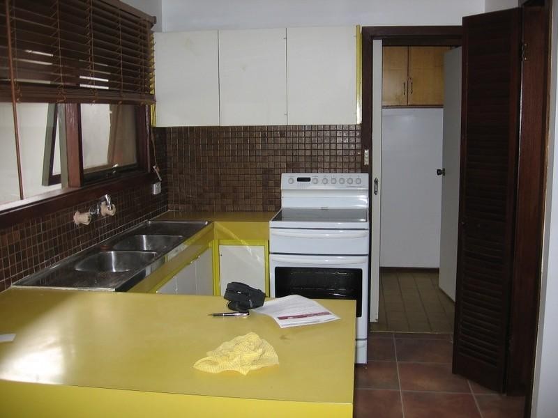 16 CRELLIN Avenue, Altona Meadows VIC 3028