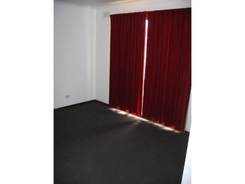 16 CRELLIN Avenue, Altona Meadows VIC 3028