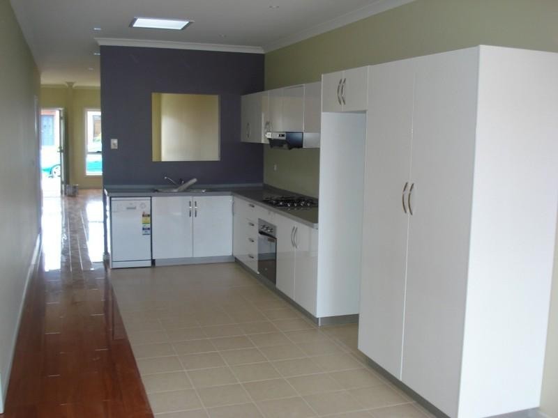 2/5 Yale Court, Truganina VIC 3029