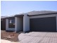 71 DUNCOMBE PARK Way, Deer Park VIC 3023