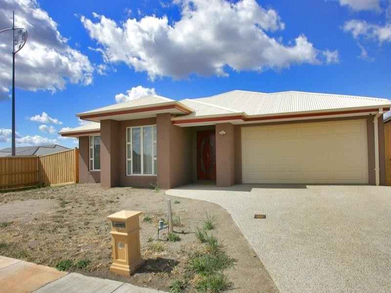 31 Daintree Boulevard, Tarneit VIC 3029