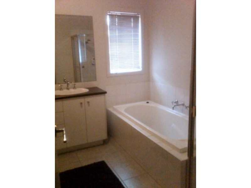 3 BLUESTONE Court, Point Cook VIC 3030