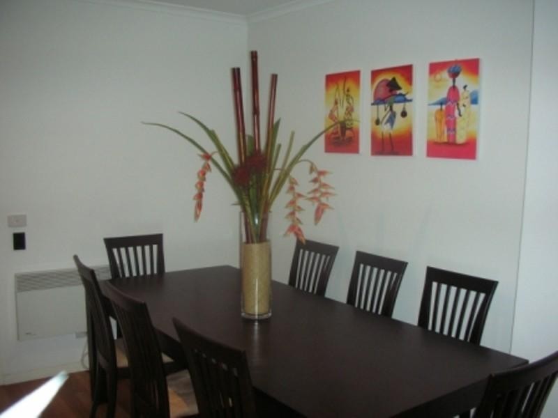 16 RIBBONY Walk, Maribyrnong VIC 3032