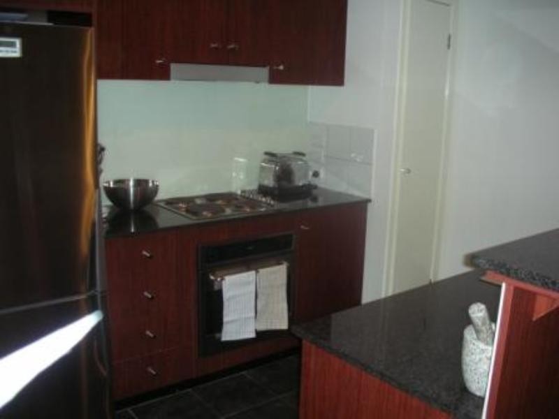 16 RIBBONY Walk, Maribyrnong VIC 3032