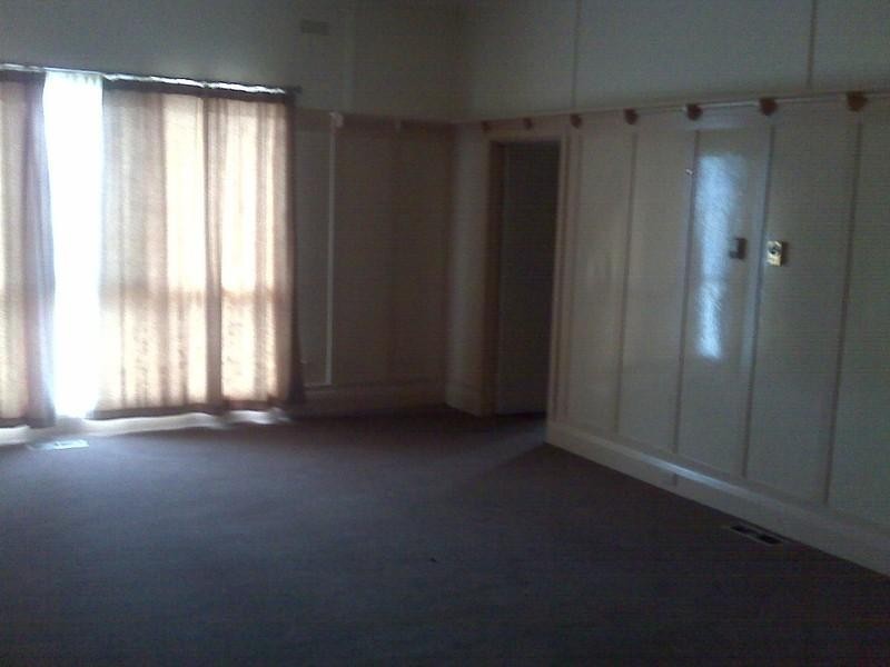 72 POINT COOK Road, Seabrook VIC 3028