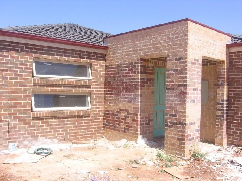 2/8 Shada Court, Hoppers Crossing VIC 3029