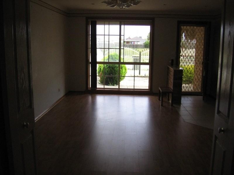 5 Brennan Court, Altona Meadows VIC 3028