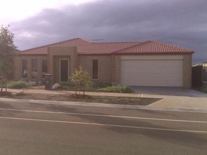 100 WEST MEADOWS Lane, Truganina VIC 3029