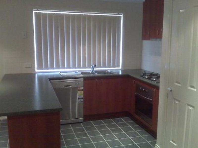 100 WEST MEADOWS Lane, Truganina VIC 3029