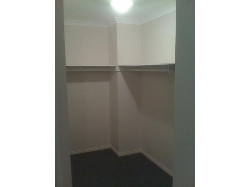 100 WEST MEADOWS Lane, Truganina VIC 3029