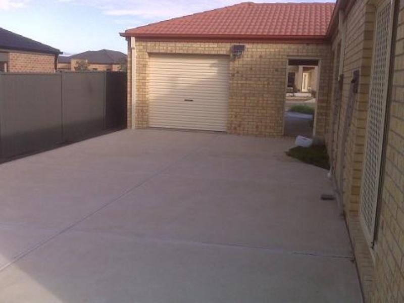 100 WEST MEADOWS Lane, Truganina VIC 3029