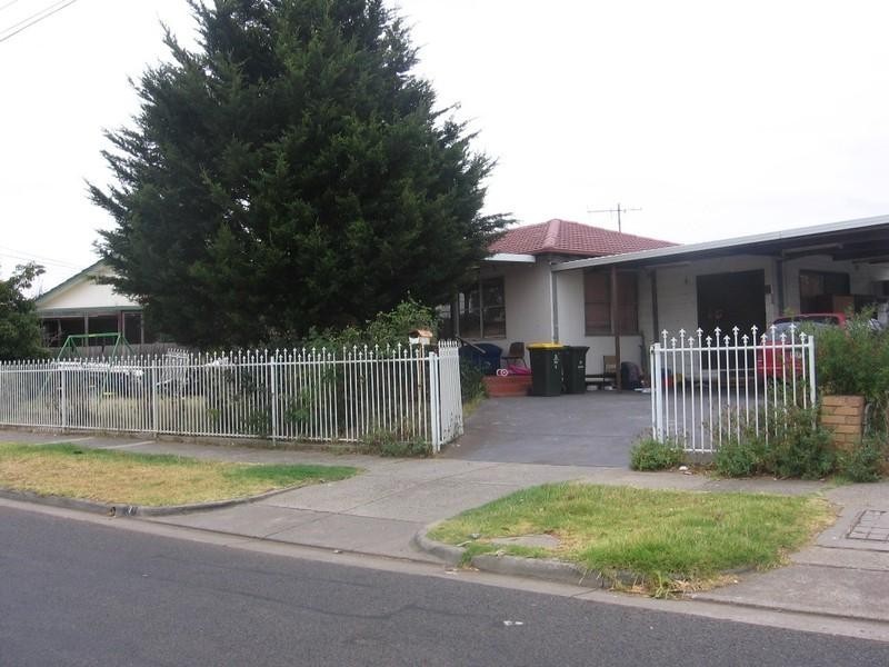 3 CAMPBELL Street, Laverton VIC 3028