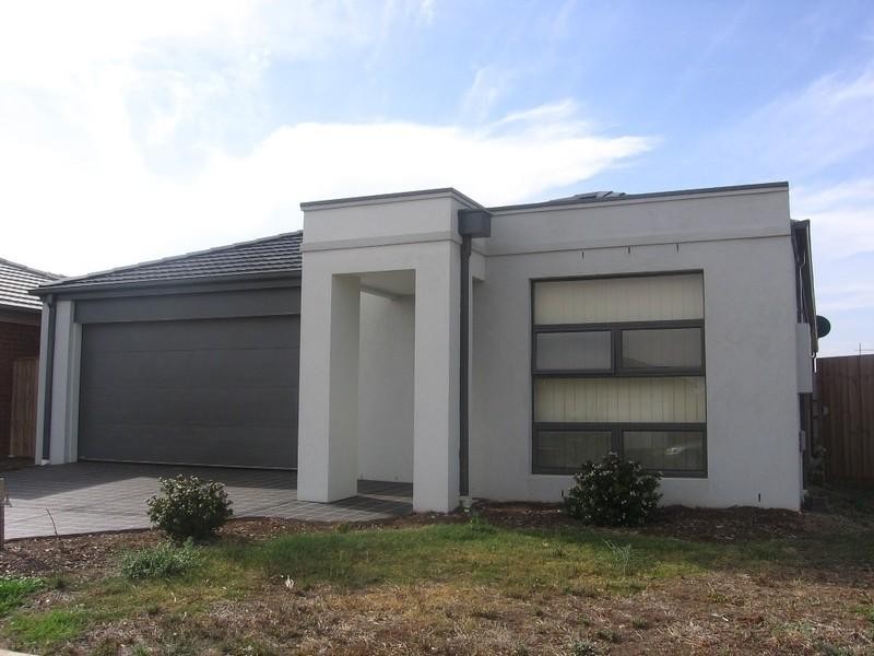 9 HAMISH Drive, Tarneit VIC 3029