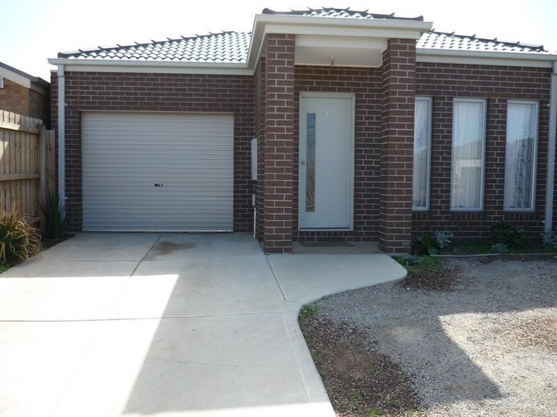 1/4 Yale Court, Truganina VIC 3029