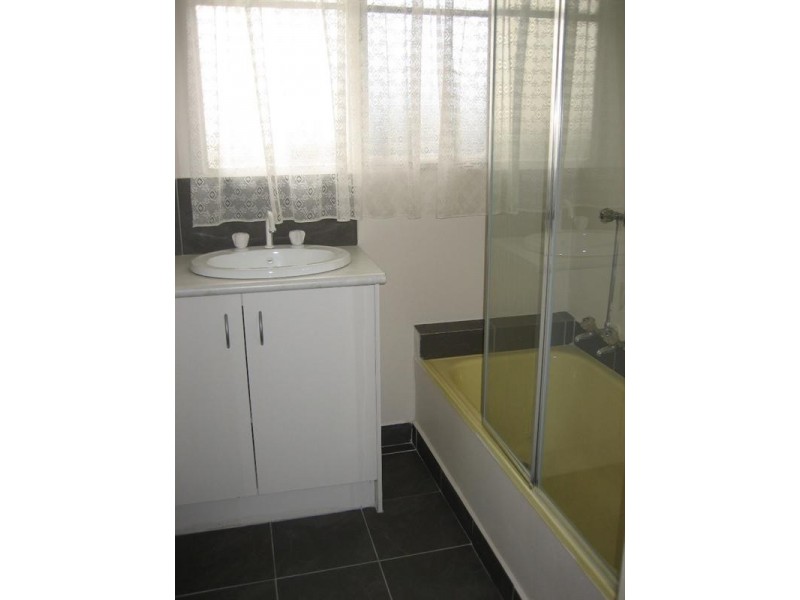 17 WILLIAMS Road, Laverton VIC 3028