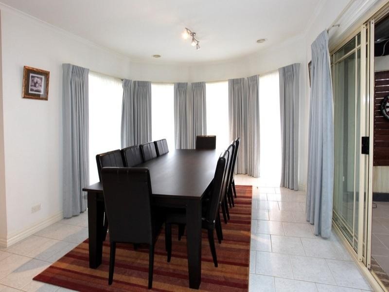 9 Redwood Drive, Hoppers Crossing VIC 3029